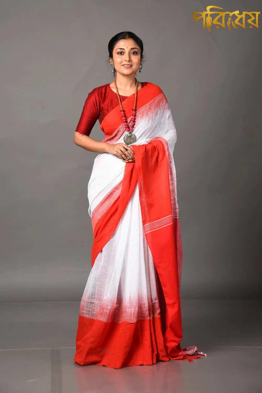 White & Red Khadi Cotton Mohapar Ikkat Weaving Saree